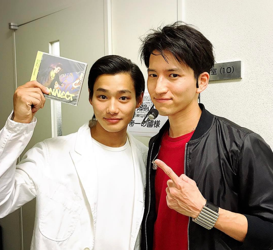 有名人の仲良しツーショットの画像