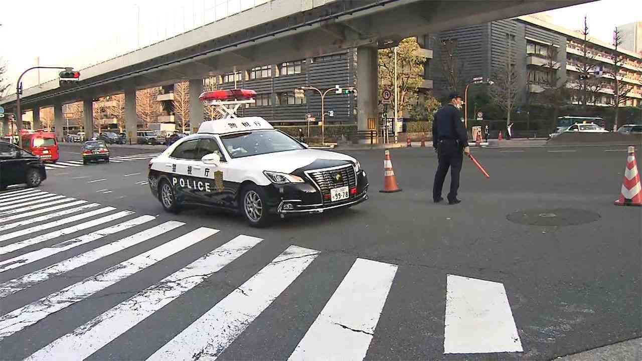 皇居近くで“異臭騒ぎ”「ガスの臭いがする」と通報