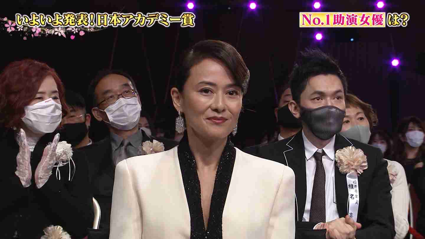 エレナ・アレジ・後藤：ゴクミの娘「深刻なニキビに悩んでいた」　経験生かしスキンケアブランド監修