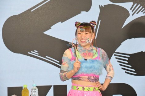 フワちゃん、学生時代から“真っ当な人気者”「クラスの中心で継続的に笑いをとってた」