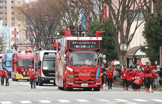 【動画あり】聖火リレー 大音量、マスクなしでDJ…福島の住民が憤ったスポンサーの「復興五輪」