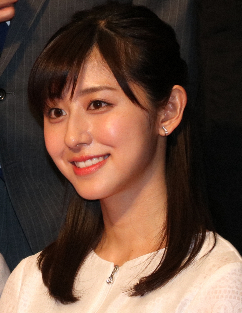テレ朝・斎藤ちはるアナ　痛々しい傷…顔面に携帯落とし赤い傷　「そこは痛い」「めっちゃ痛そう！」― スポニチ Sponichi Annex 芸能