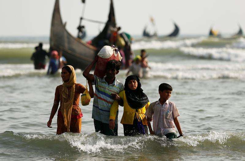 アングル：ロヒンギャ難民12万人超、高まるスー・チー氏批判 | ロイター