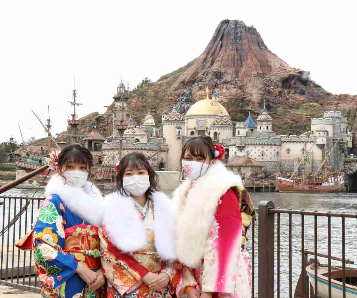 ２か月遅れの浦安市成人式開催、ディズニーシーでの開催は初…新成人「コロナ禍での開催に感謝」 : スポーツ報知