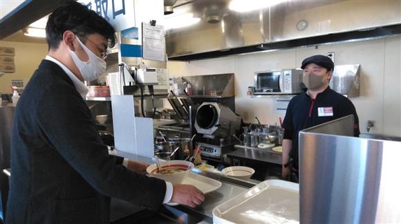 幸楽苑に「完全セルフシステム」　「全店導入を」「まるで高速のSA」「もはや幸楽苑ではない」と賛否両論