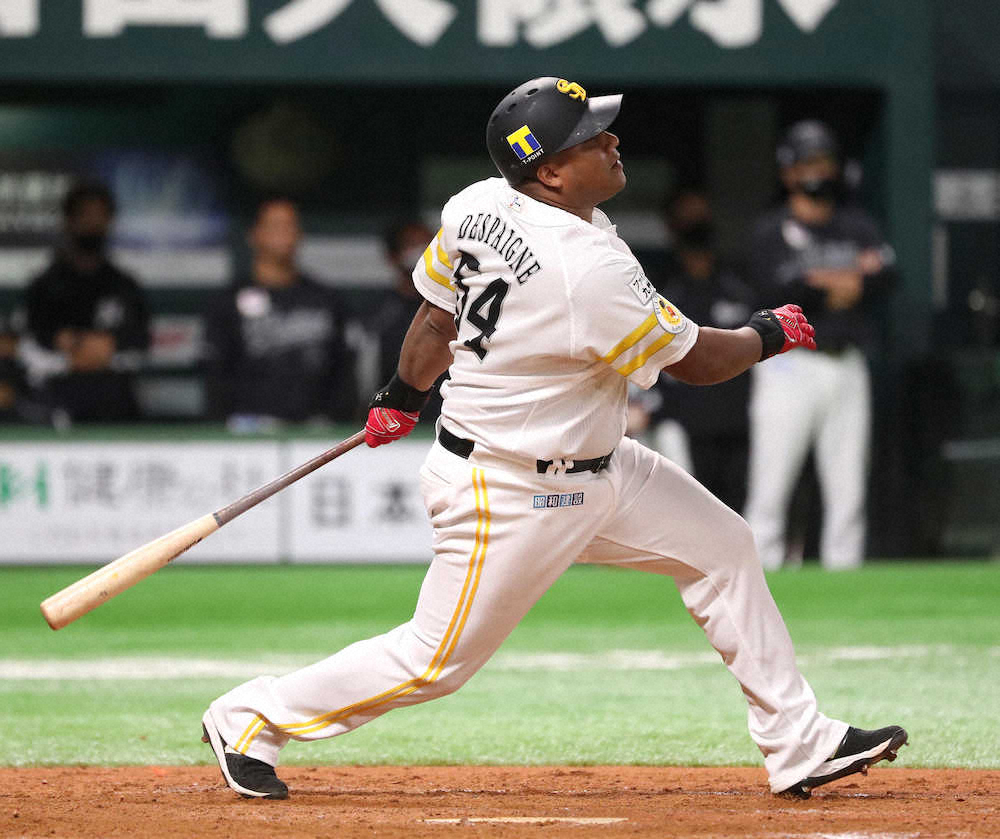 ソフトバンクのデスパイネ　減量効果？工藤監督と申告体重に食い違いも　キレある動きで2安打― スポニチ Sponichi Annex 野球