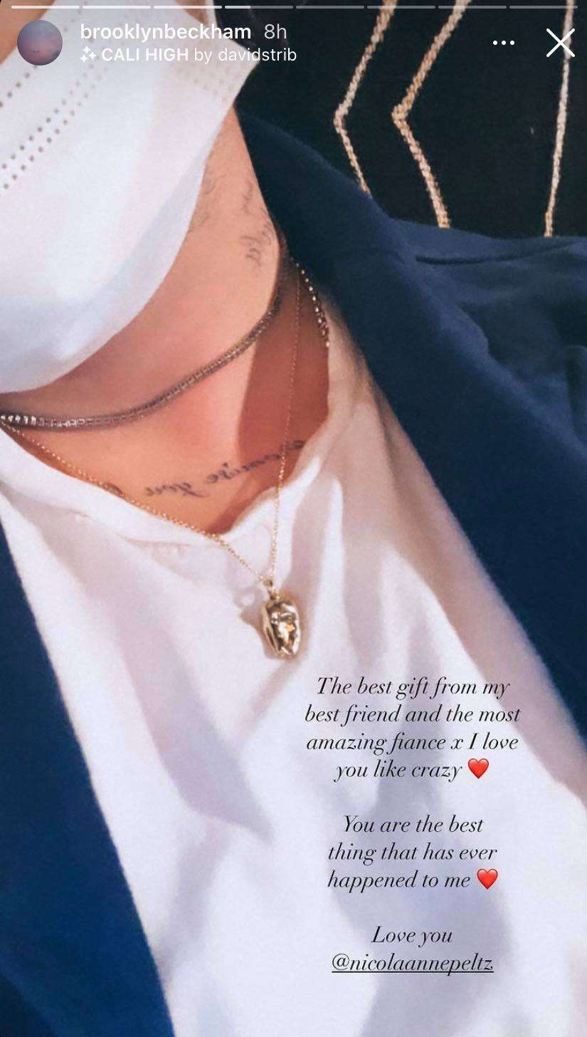 ブルックリン・ベッカム、婚約者から贈られた“親知らず”のネックレスにドン引きの声