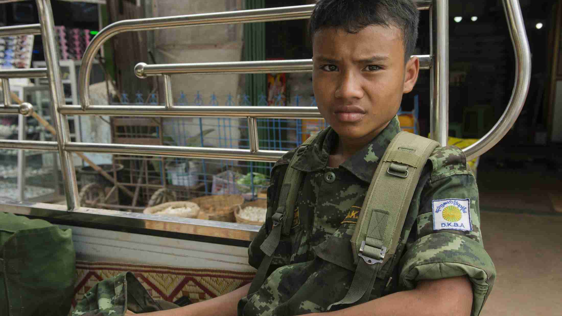 子供も無差別に殺すミャンマー国軍の「拉致した子供を軍隊で働かせてきた負の歴史」（クーリエ・ジャポン） - Yahoo!ニュース
