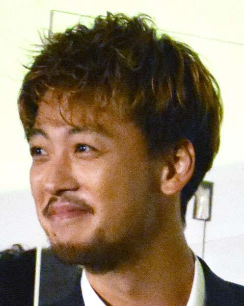 不評だった竹内涼真の金髪 ヒゲ姿の支持率が急上昇 ガールズちゃんねる Girls Channel