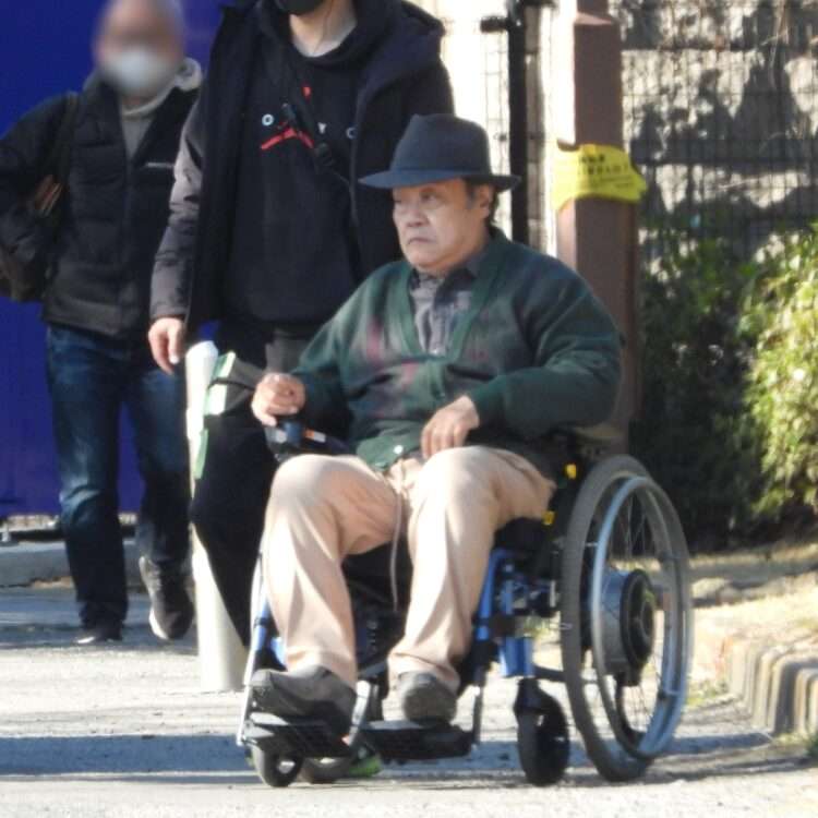 西田敏行、ドラマの車椅子姿はリアル？　満身創痍で現場に臨む俳優魂（NEWSポストセブン） - Yahoo!ニュース
