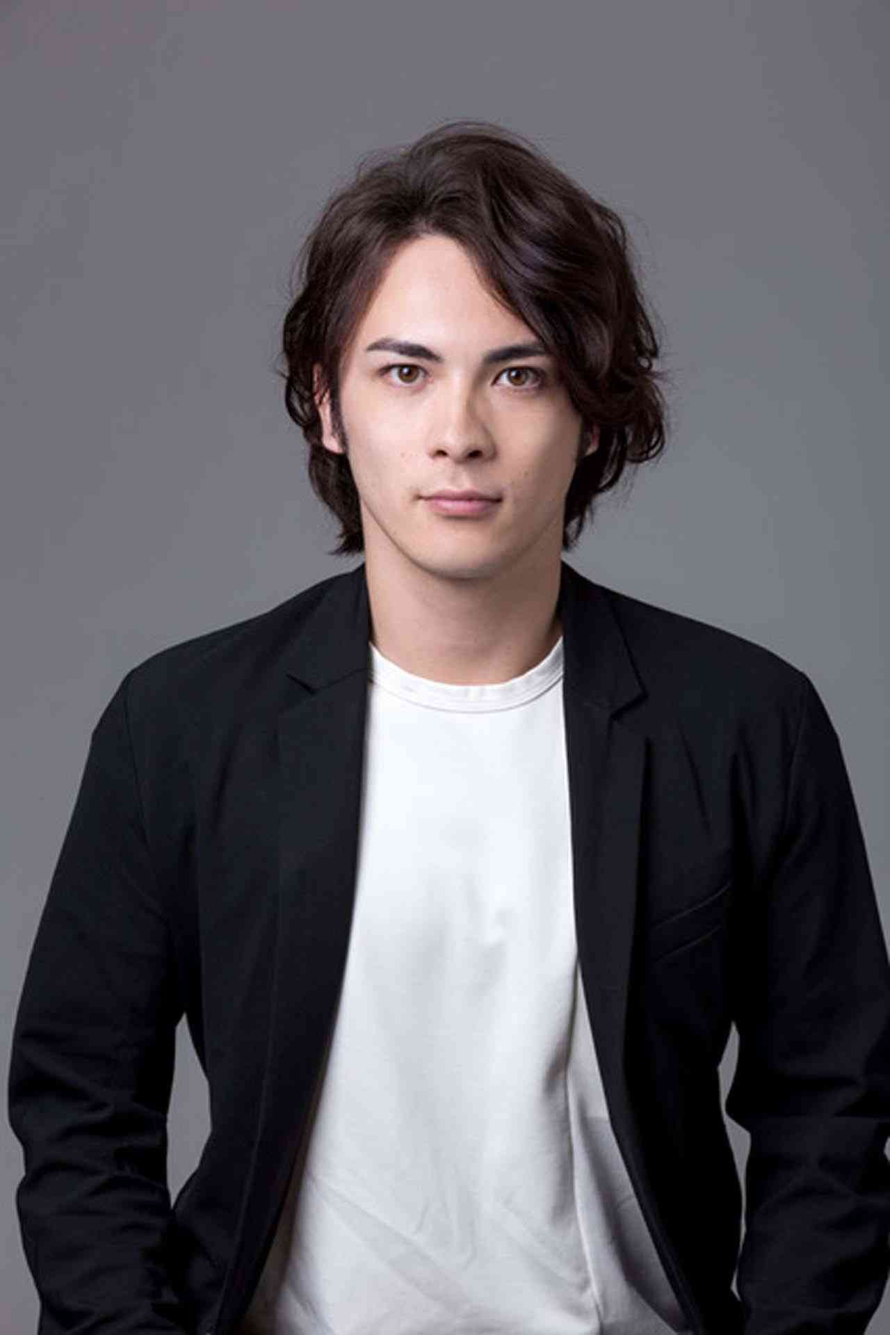冨森ジャスティンが俳優業引退を発表、「仮面ライダーフォーゼ」など出演