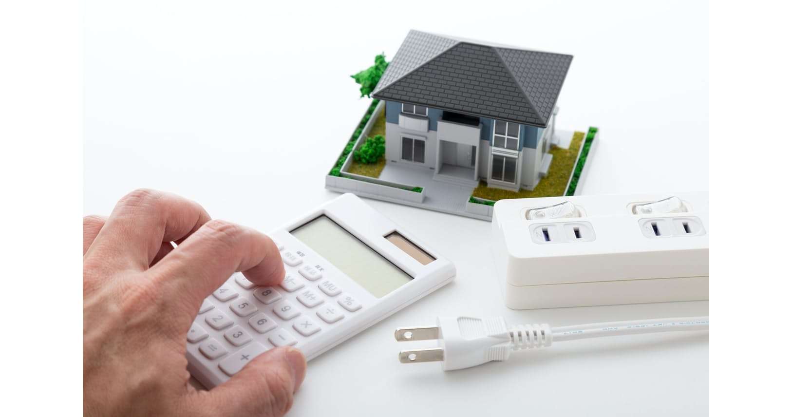 電気代が月5万円に急騰も　新電力の契約内容確認を｜NIKKEI STYLE