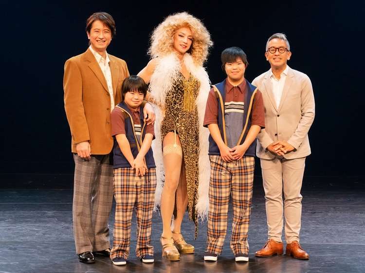 東山紀之主演舞台、コロナで13日遅れて開幕「これまで経験した初日とは全く違った想い」 | ORICON NEWS