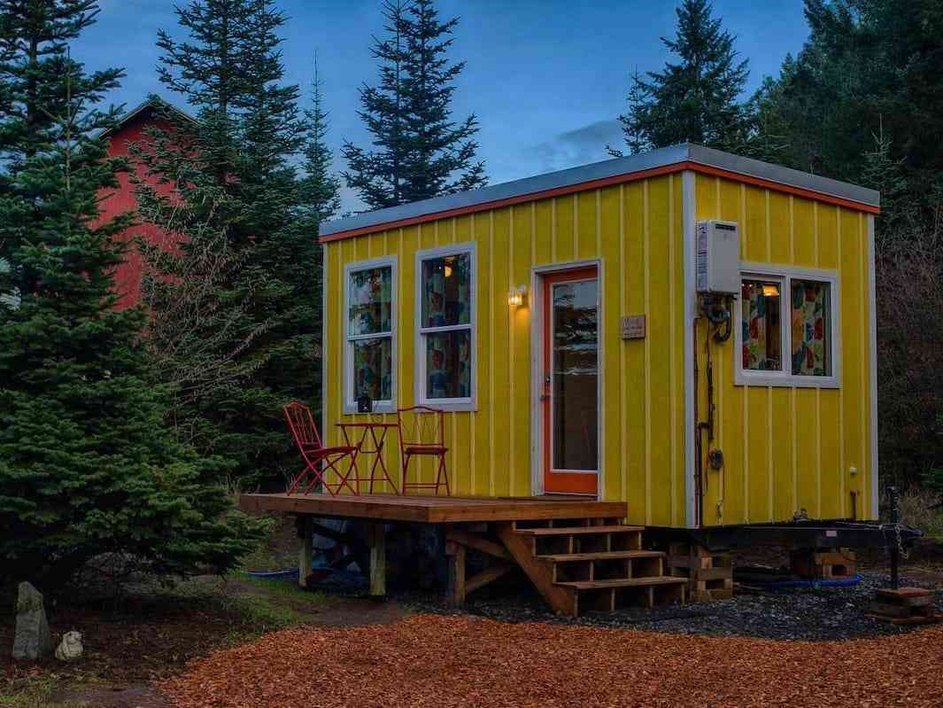 老後資金のために広さ19平方メートルの家に住み始めた女性、