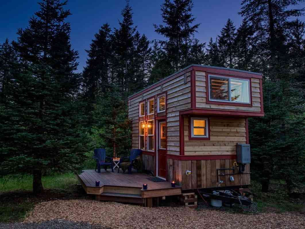 老後資金のために広さ19平方メートルの家に住み始めた女性、