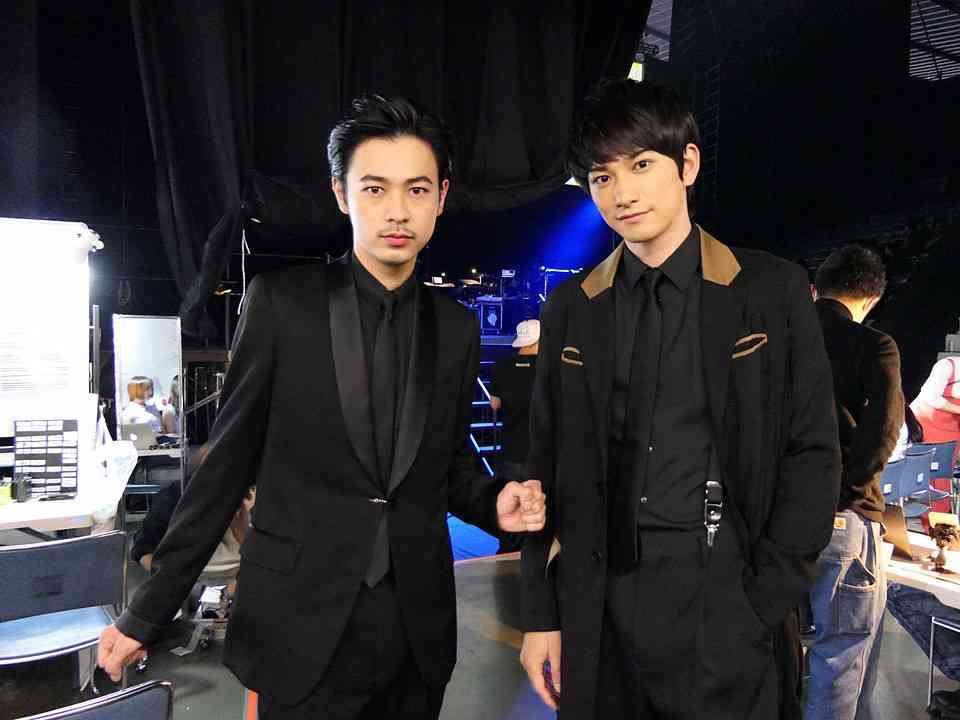 有名人の仲良しツーショットの画像