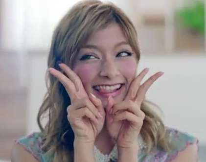 フワちゃんとローラと再共演、“放送事故”から4か月