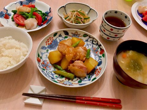 「ウーバー可能ですか？」　小倉優子、パスタにピザ…豪華手作り料理公開で反響！