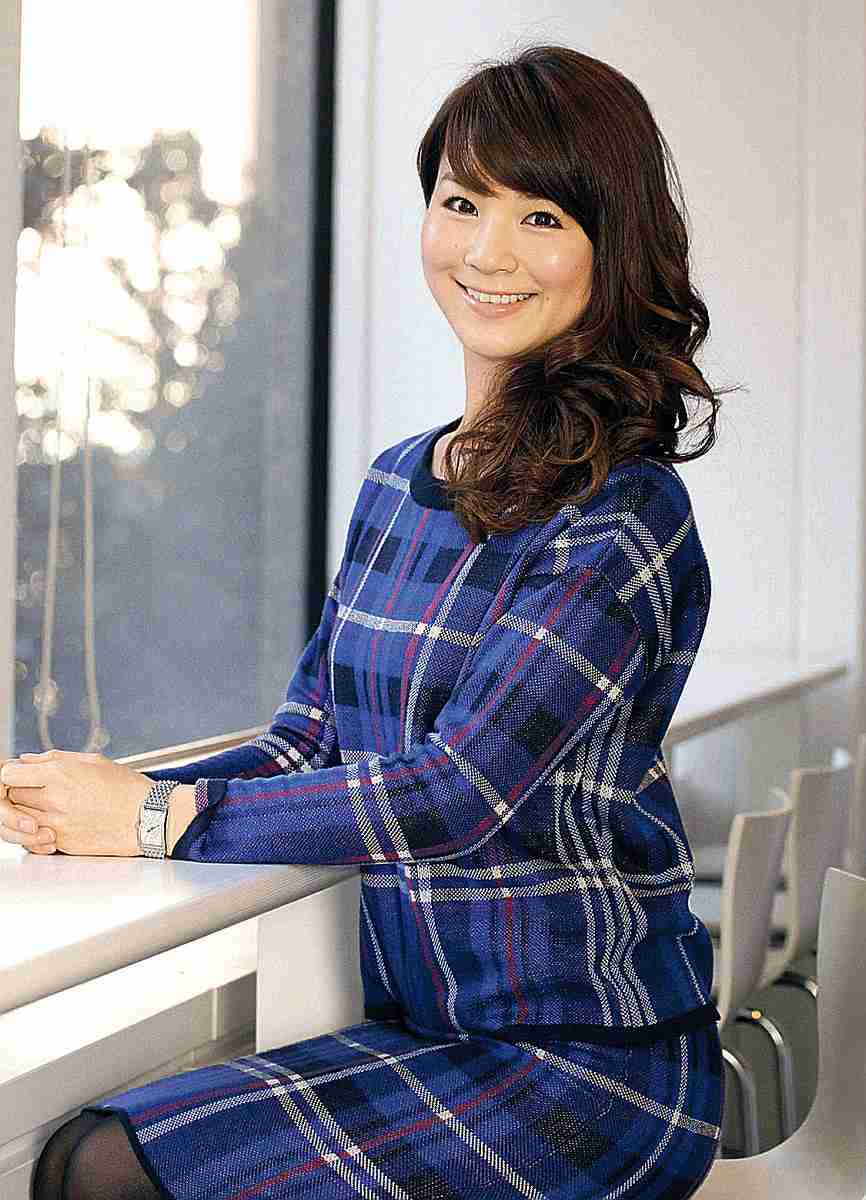 秋元玲奈アナがテレビ東京退社へ　姉・優里さんと「美人アナ姉妹」　３５歳育児専念か : スポーツ報知