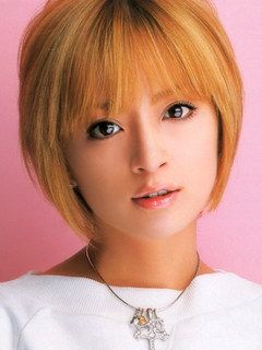ショートもロングも似合う女性有名人