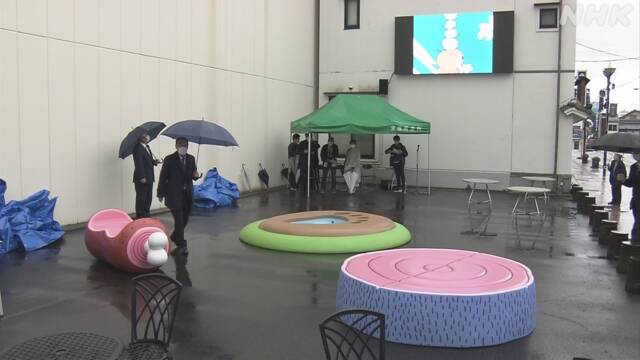 園山俊二さんの漫画「ギャートルズ」オブジェを商店街に 松江