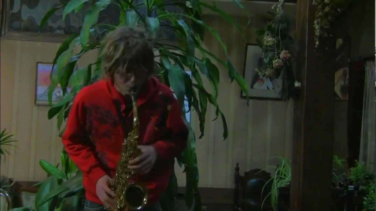 DONNA LEE 15years old boy played by SAX - YouTube