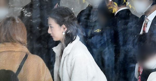 北川景子「心折れそう」連ドラ復帰で漏らしたママ女優の苦悩 | 女性自身