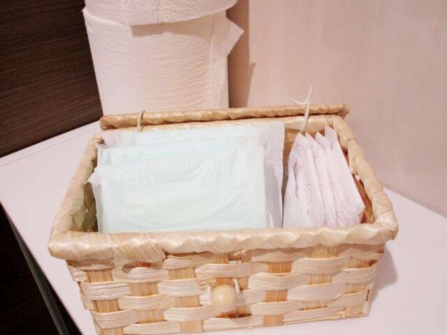 「生理の貧困」豊島区が生理用品を配布　若年女性の2割が”金銭的理由”で入手苦労の経験