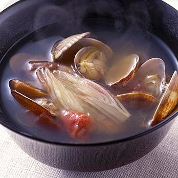 あさりと梅のすまし汁 by河合真理さんの料理レシピ - プロのレシピならレタスクラブ