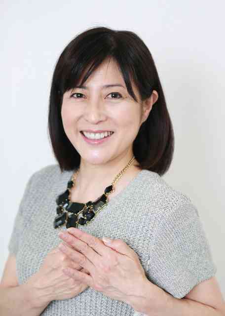岡江久美子さん一周忌で音楽フェス　大和田獏「お前、死んでもきれいだな」