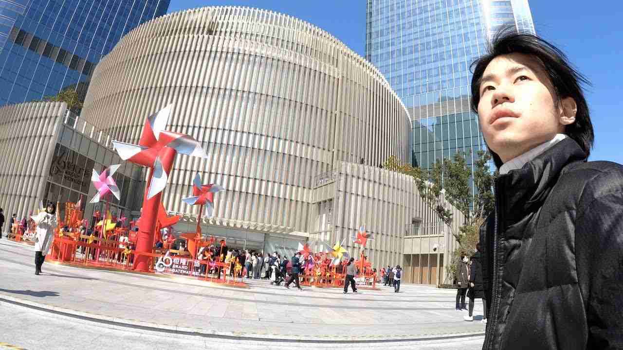 2021年に中国上海の徐家汇を散歩すると別世界だった - YouTube