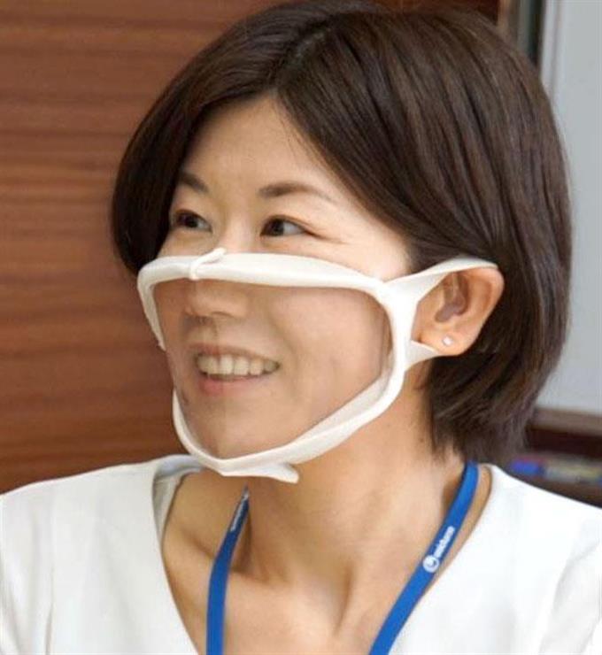 口元が透明なマスク発売へ　聴覚障害者や接客に配慮