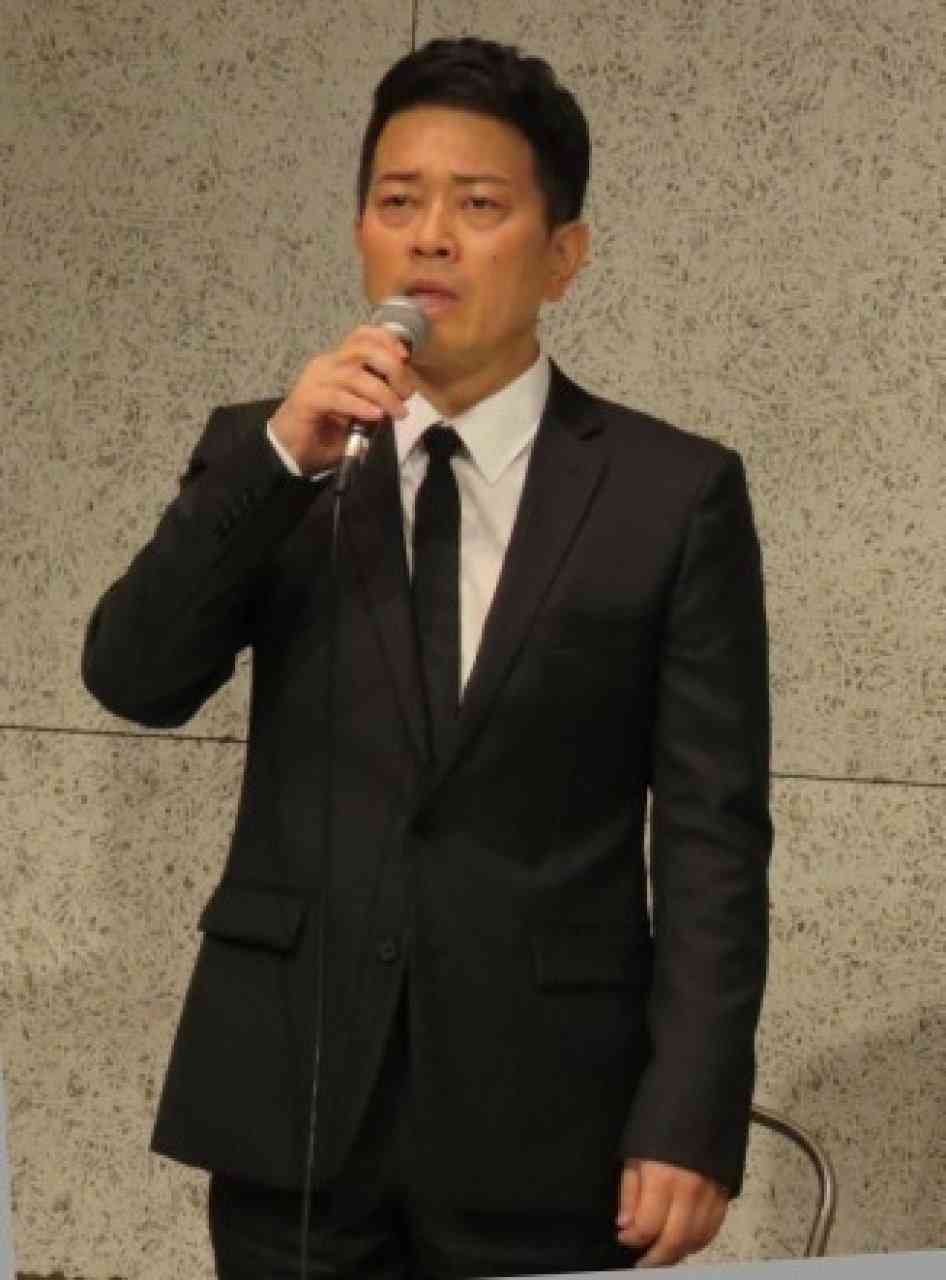 「なんで上から目線？ 何様？」「不愉快」有吉の結婚祝福の宮迫に批判の声 “渡部よりも上”発言が物議 | リアルライブ