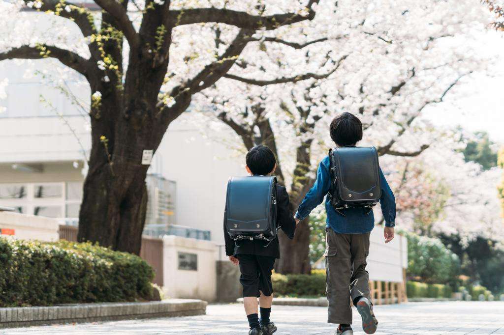 過熱する「ラン活」にモヤモヤ「ここまでやらなくても…」　色選びで「信頼関係崩れたら」と悩む親も (1/2) 〈AERA〉｜AERA dot. (アエラドット) 