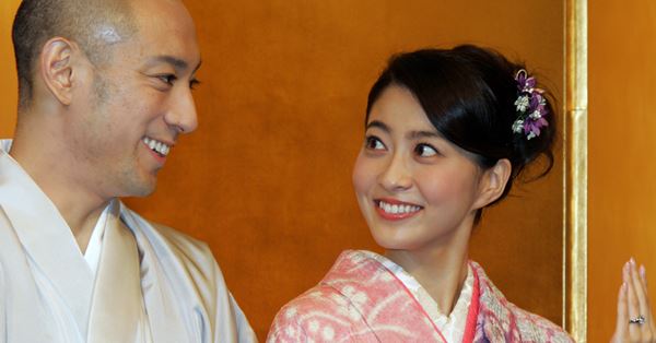 海老蔵 麻央さんと暮らした豪邸売却へ…すでに内装解体も開始 | 女性自身
