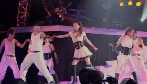 安室奈美恵の好きな曲を書いて行くトピ