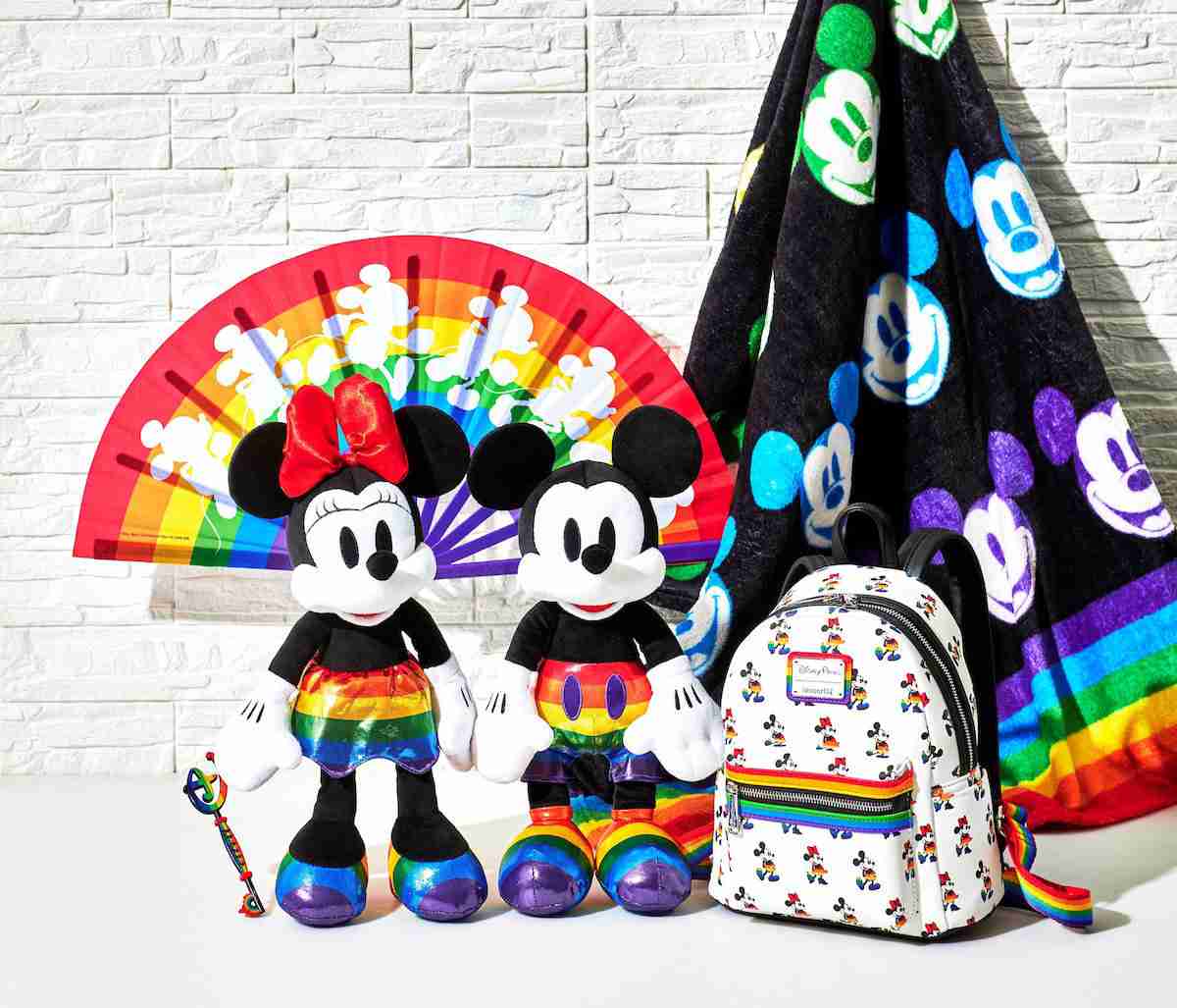 Lgbtq の象徴レインボーカラーがモチーフ ディズニーストアが The Walt Disney Company S Pride Collection を発売 ガールズちゃんねる Girls Channel