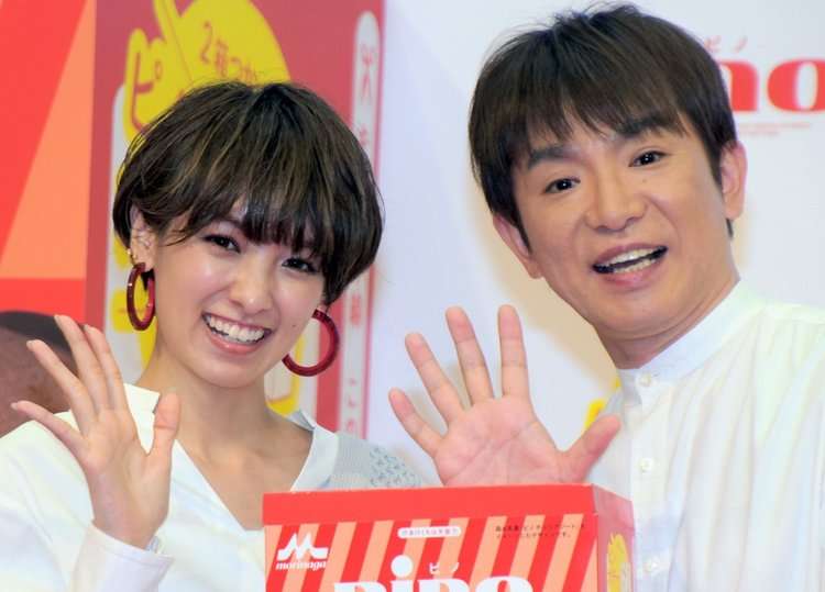第１子妊娠の南明奈、おしゃれなゆったりロングワンピ姿を公開「一段と綺麗」「ママの顔に」