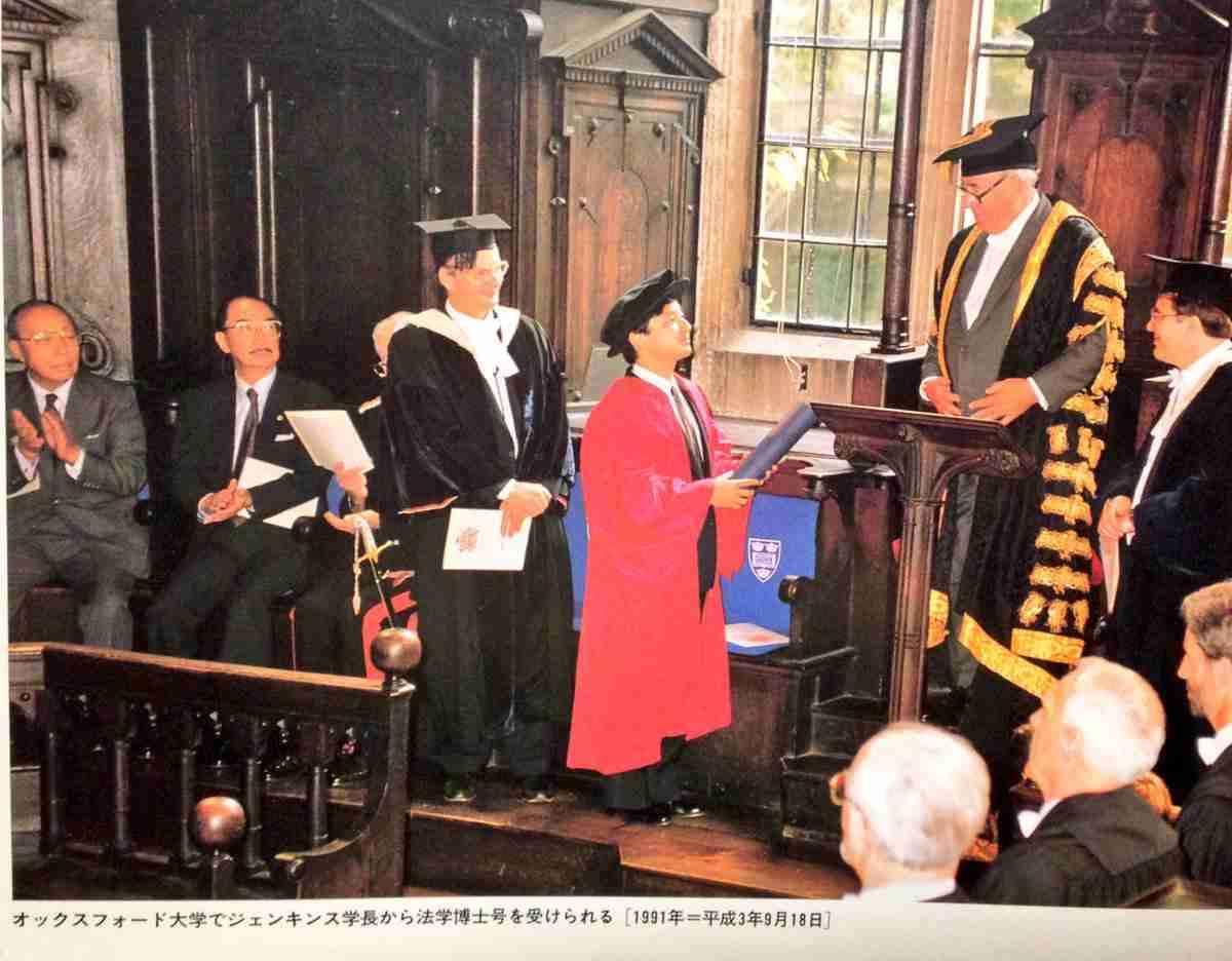 有識者会議、女性天皇賛否割れる　女系拡大には反対、慎重多数