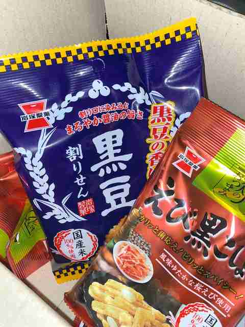 大雪の関越、せんべい「どうぞ」　積み荷配った運転手：朝日新聞デジタル