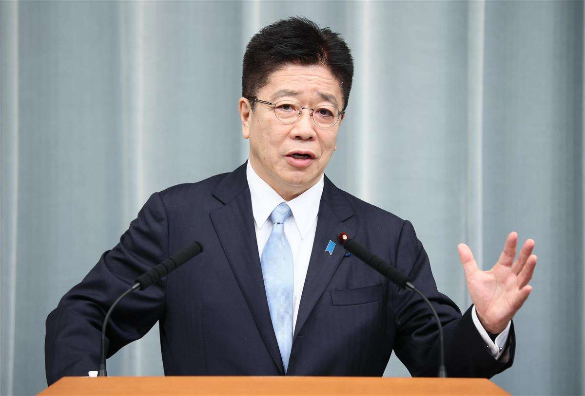 小室さん報道「皇位継承有識者会議とらわれることない」　官房長官、影響を否定 - 産経ニュース