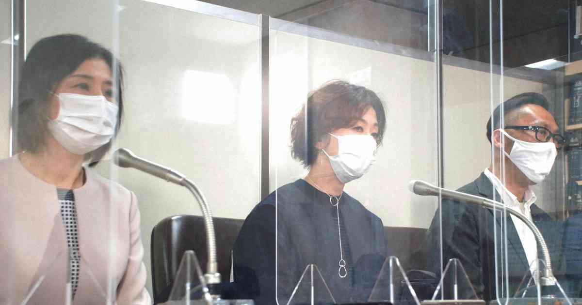「コロナ影響で不当に解雇」　元CA83人がユナイテッド航空提訴 | 毎日新聞