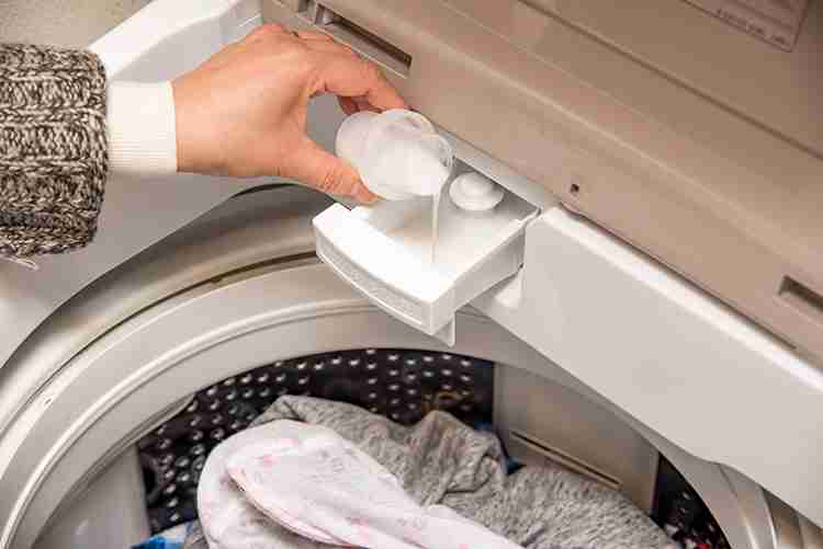 柔軟剤の人工香料　皮膚から吸収され体内蓄積の危険性も