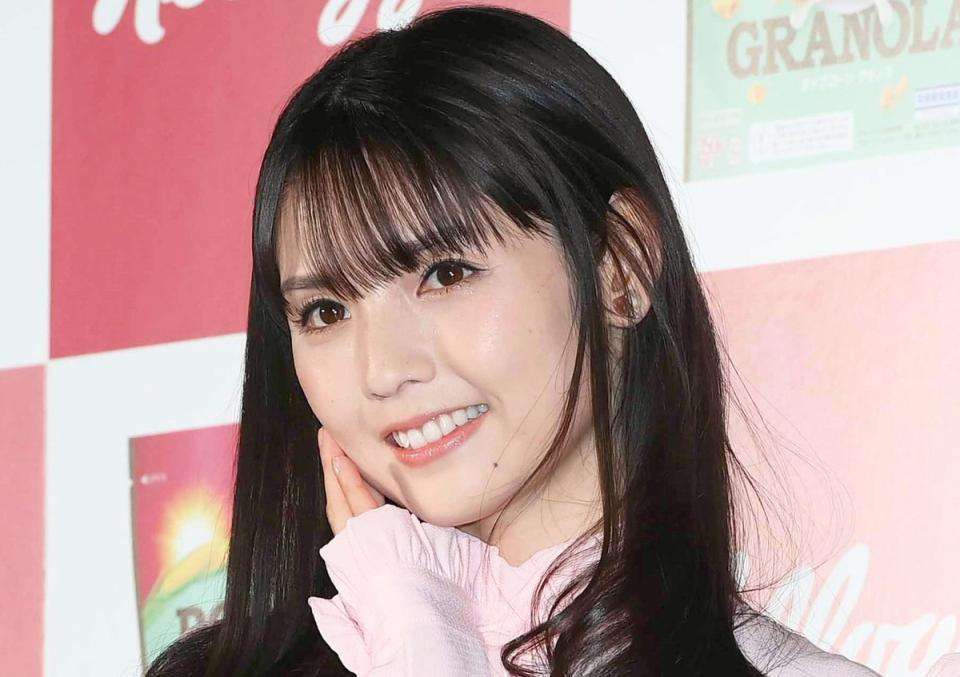 道重さゆみ ザ・アイドルなフリル&ミントカラーに「同じ服買う」