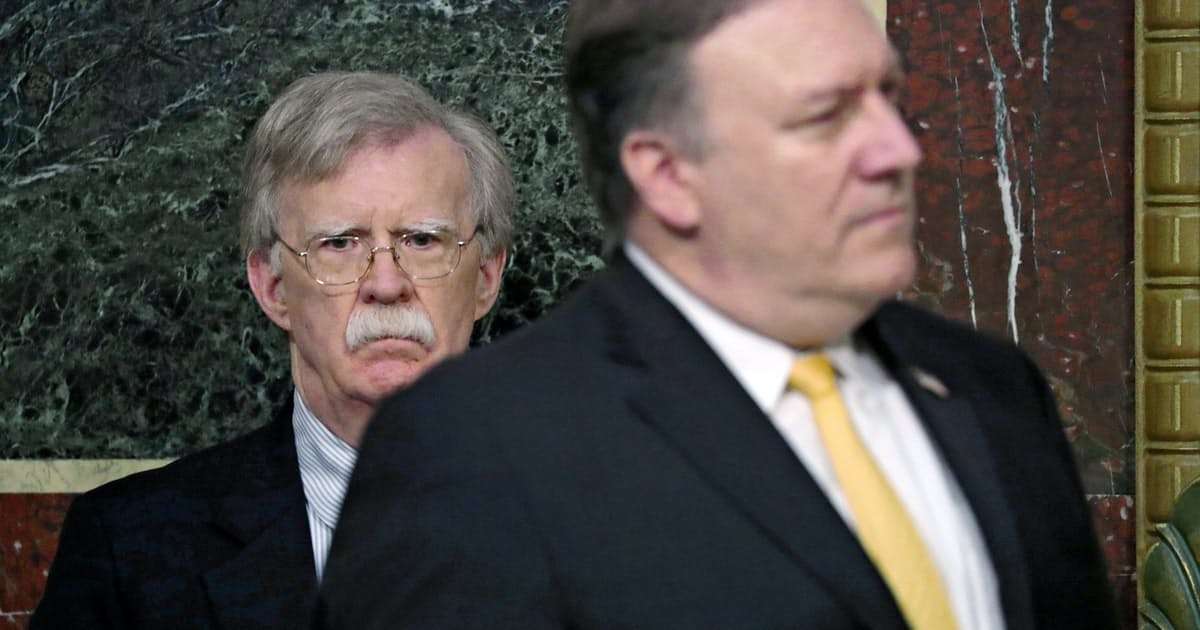 ボルトン補佐官解任　アフガン政策でトランプ氏と対立: 日本経済新聞