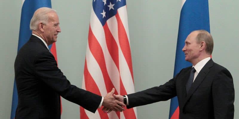 米国との首脳会談、具体的協議は時期尚早＝ロシア大統領府 ｜ ロイター