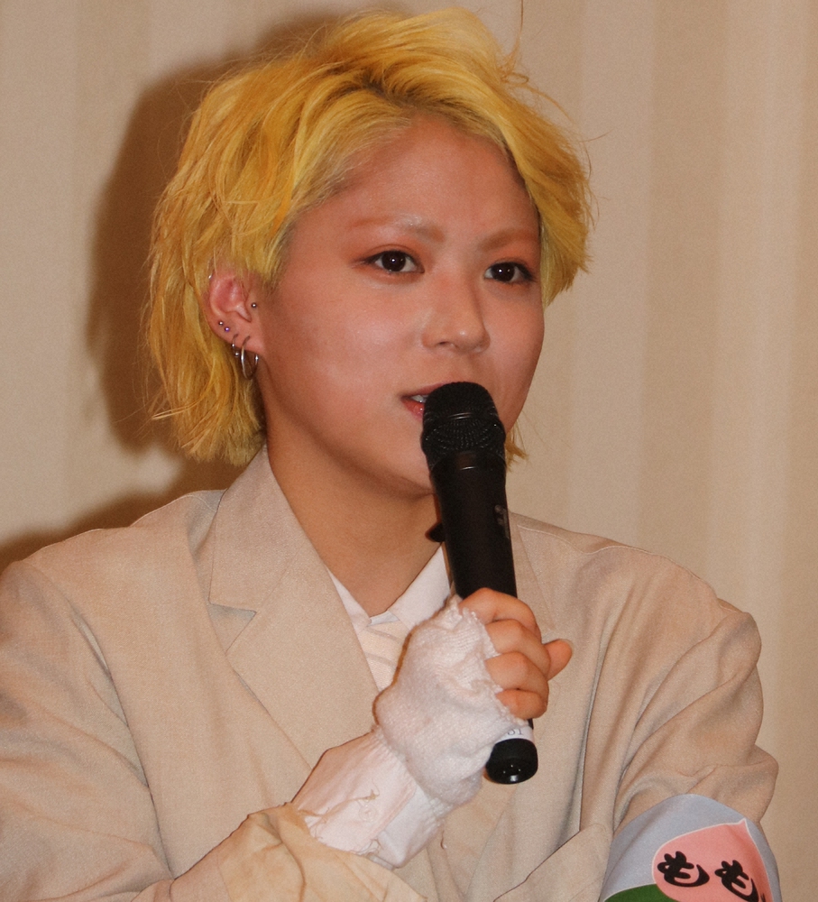 喉元タトゥーで賛否両論　元NMB木下百花が涙、誹謗中傷への思い吐露「人として終わっていると思う」― スポニチ Sponichi Annex 芸能