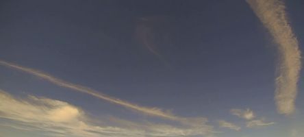 空から降ってくる