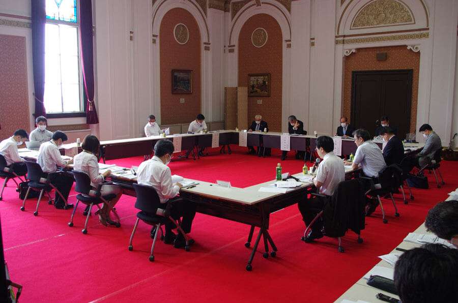 コロナ収束に自粛は関係なかった、大阪の専門家会議で明言 » Lmaga.jp