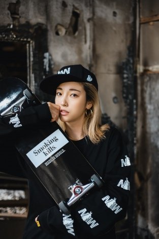 木下優樹菜さん、スポーツストリート系ブランド『MADE IN WORLD×#FR2』モデルに